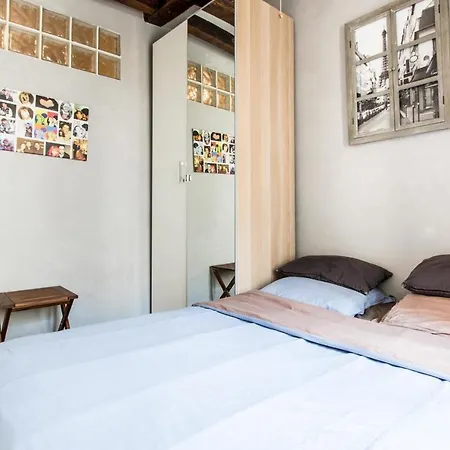 Charming 2 Near Republic Apartment *